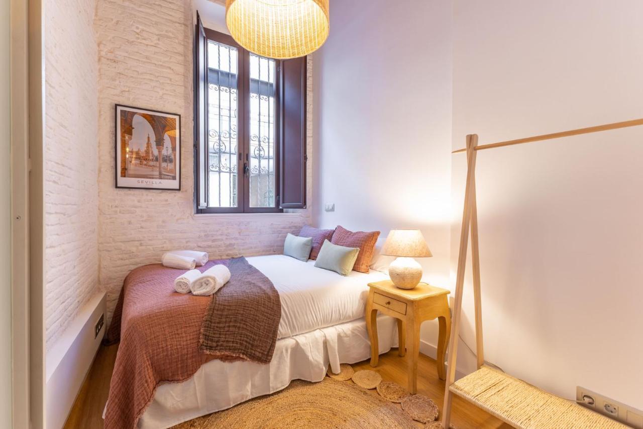 Triana Acacias By Valcambre Apartment Seville Exterior photo