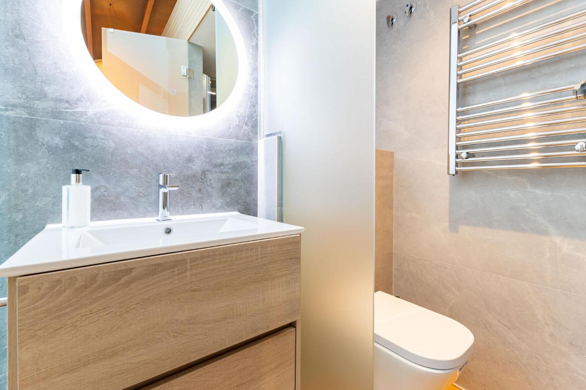 Triana Acacias By Valcambre Apartment Seville Room photo